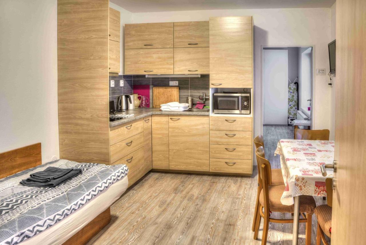 Apartmany Pod Divadlem Зноймо Екстериор снимка